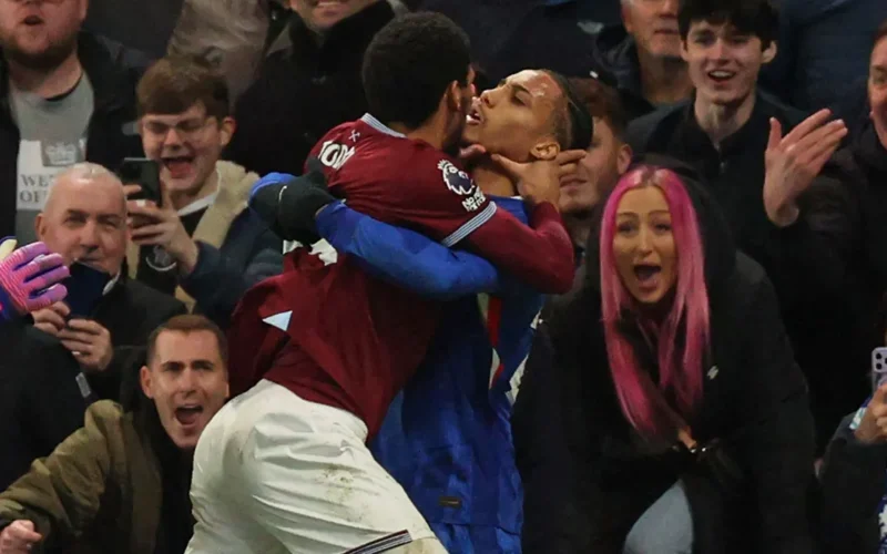 عقوبات من الاتحاد الإنجليزي ضد تشيلسي ووست هام بسبب واقعة أداما تراوري